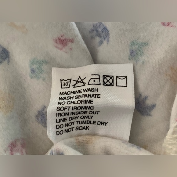 Jim Thompson Women’s Rainbow Elephant T-Shirt, Size Medium - Picture 5 of 6